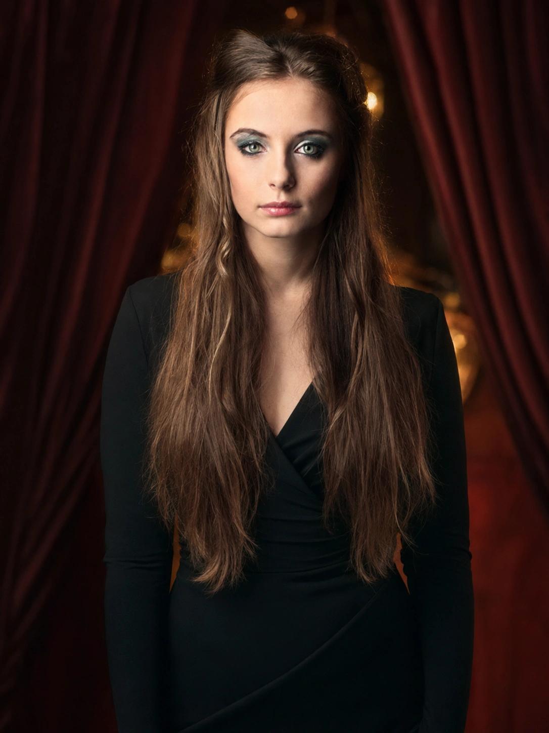 Полина Клинникова — Артист